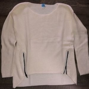 Bar III sweater
